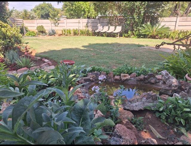 4 BEDROOM HOUSE FOR SALE IN ROOSHEUWEL